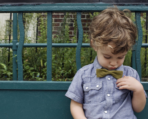 Mustard Houndstooth Bow Tie